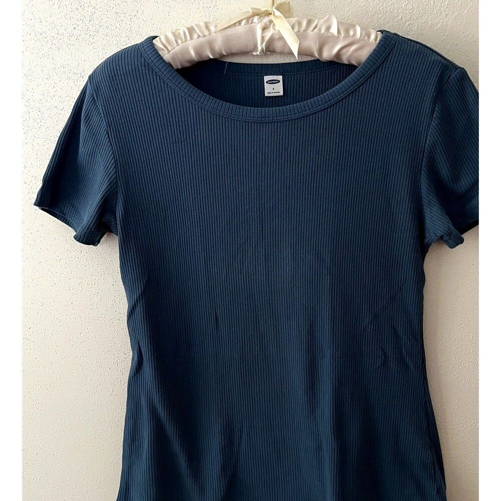 Old Navy Women’s Navy Blue Essential Tee - Size S - Soft & Flattering Mom Staple